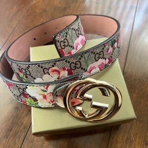 Gucci belt